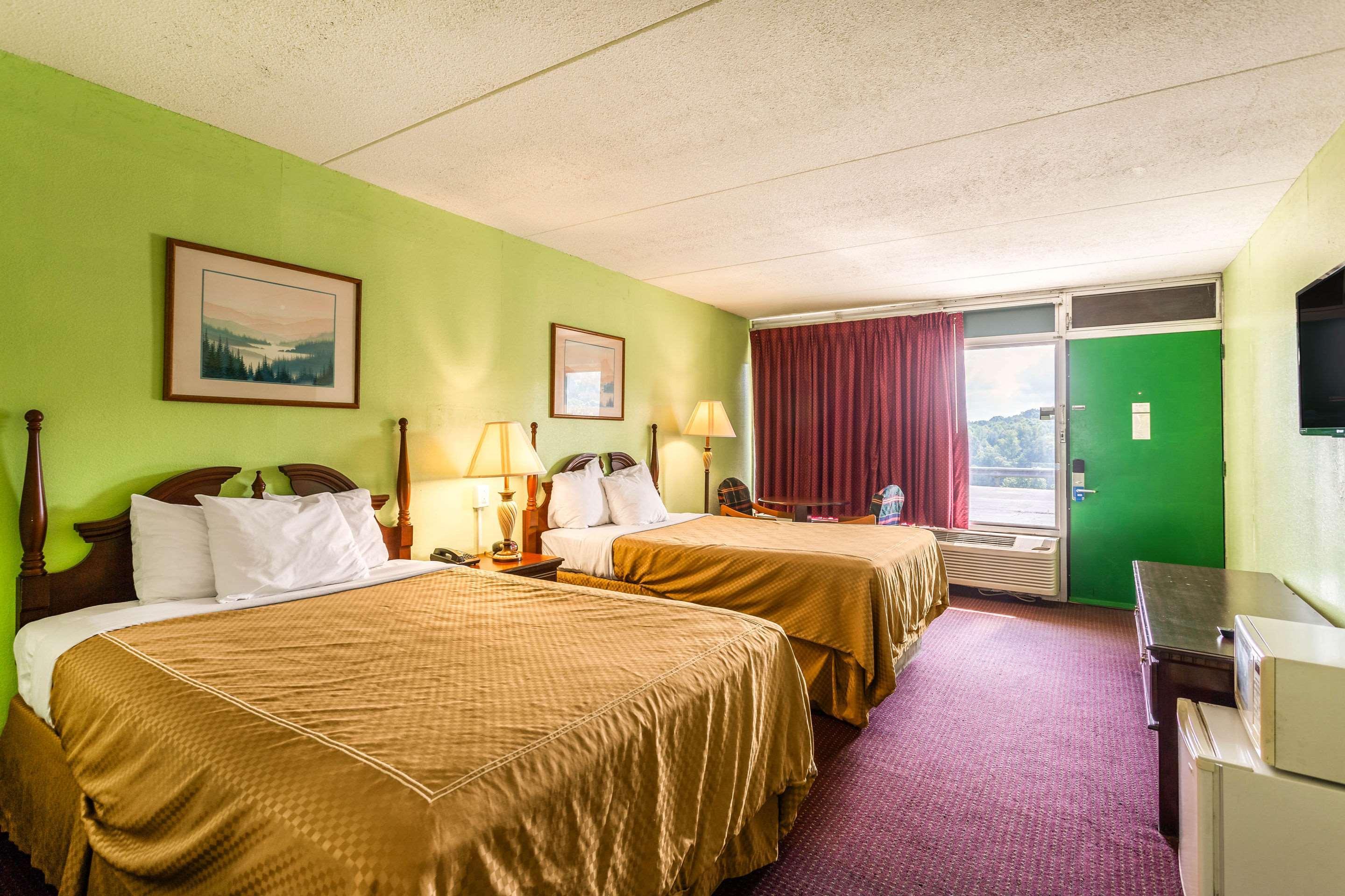Rodeway Inn Renfro Valley Mount Vernon Exterior photo